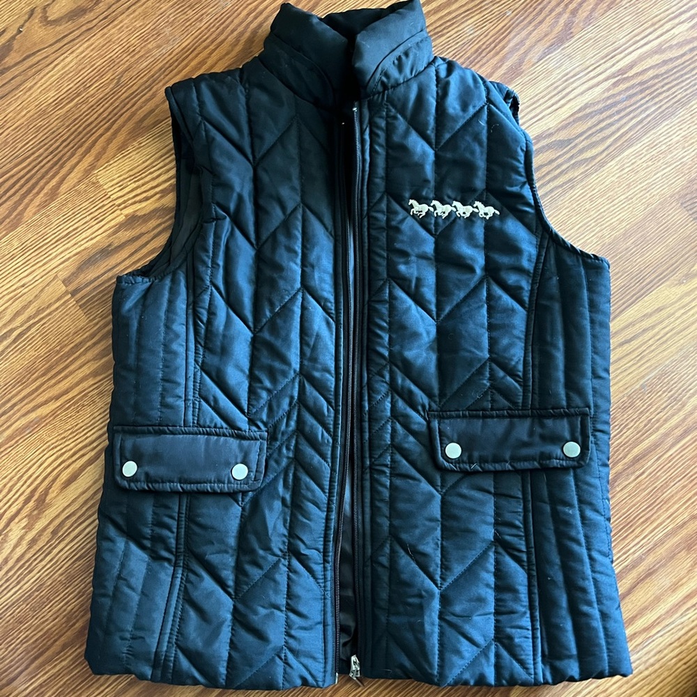 Jane Ashley equestrian beat large